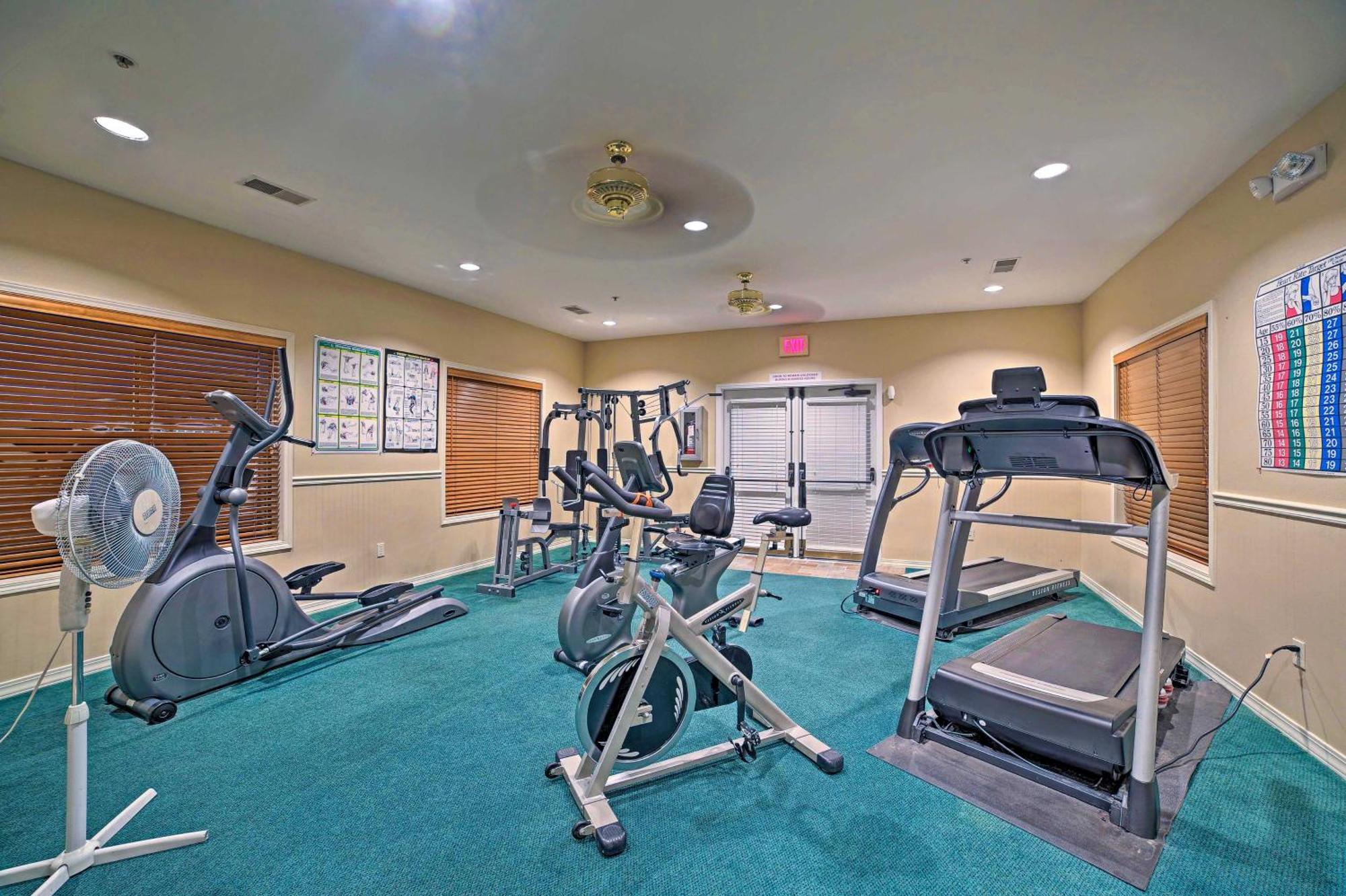 Ground-Floor Branson Condo With Community Perks Bagian luar foto
